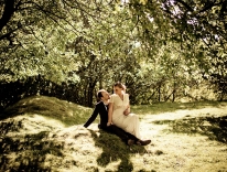 Choose the right wedding photographer